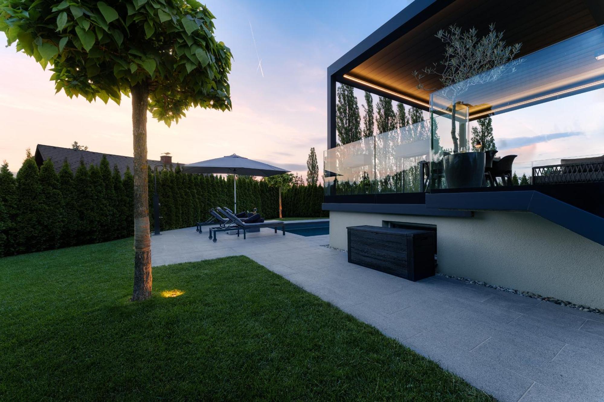 Platschberg Urban Hideaway - Stilvolles Ferienhaus Mit Pool An Der Weinstrasse Berghausen الغرفة الصورة